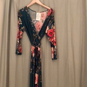 Tua 3/4 Sleeve Floral Maxi